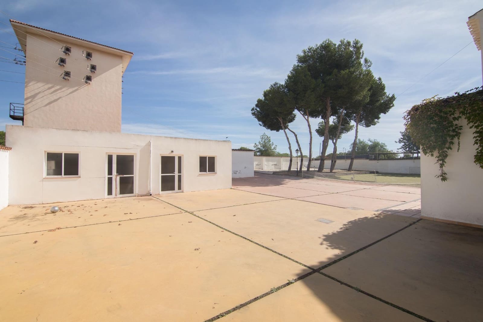 4 soverom Villa til salgs i Santa Pola med svømmebasseng garasje - € 1 150 000 (Ref: 9353667)