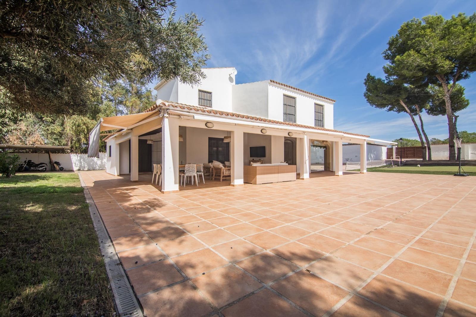 4 soverom Villa til salgs i Santa Pola med svømmebasseng garasje - € 1 150 000 (Ref: 9353667)