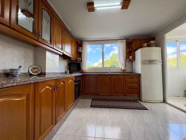 3 makuuhuone Asunto myytävänä paikassa Elche / Elx - 189 900 € (Ref: 9367613)