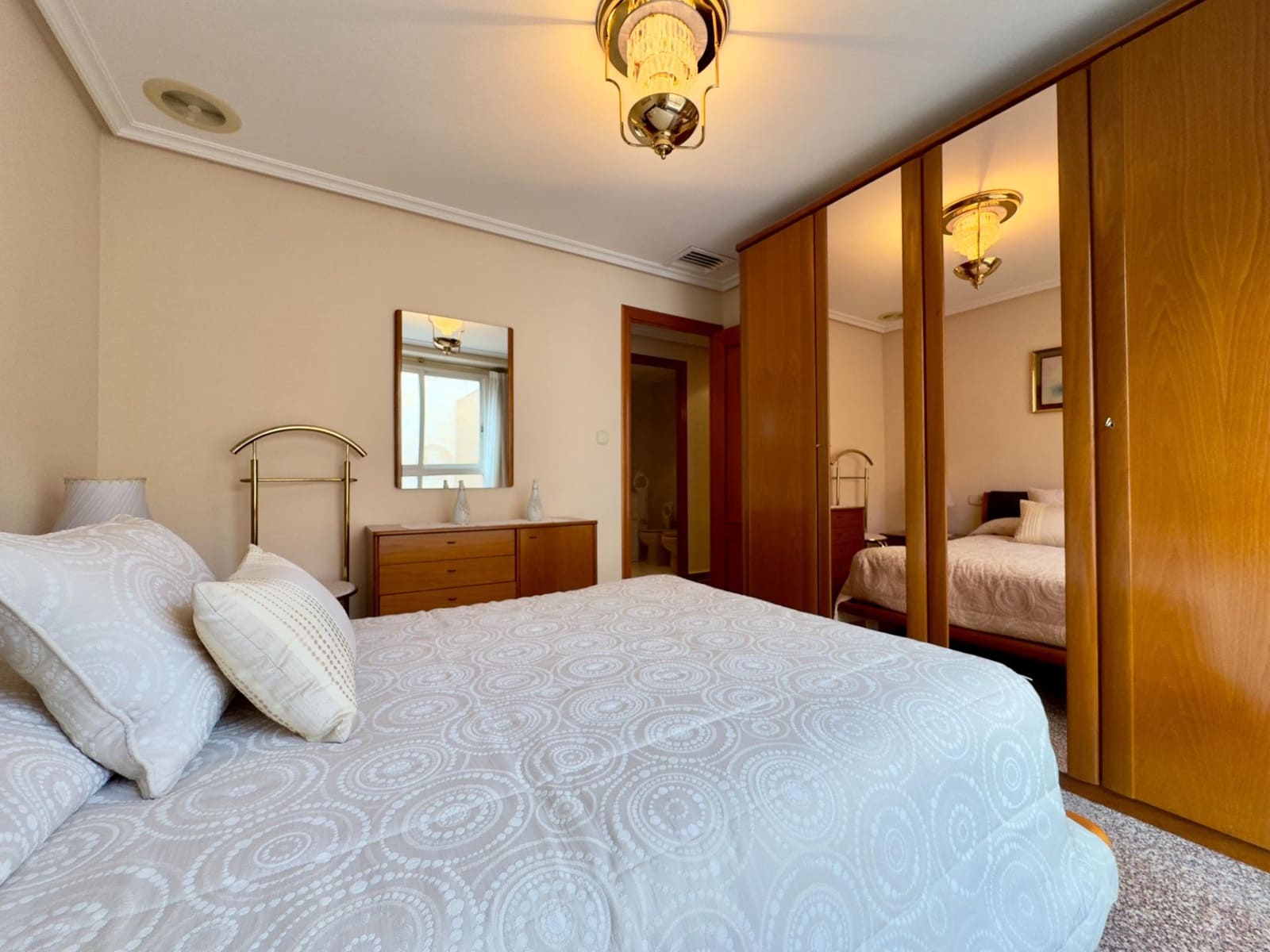 3 makuuhuone Asunto myytävänä paikassa Elche / Elx - 189 900 € (Ref: 9367613)