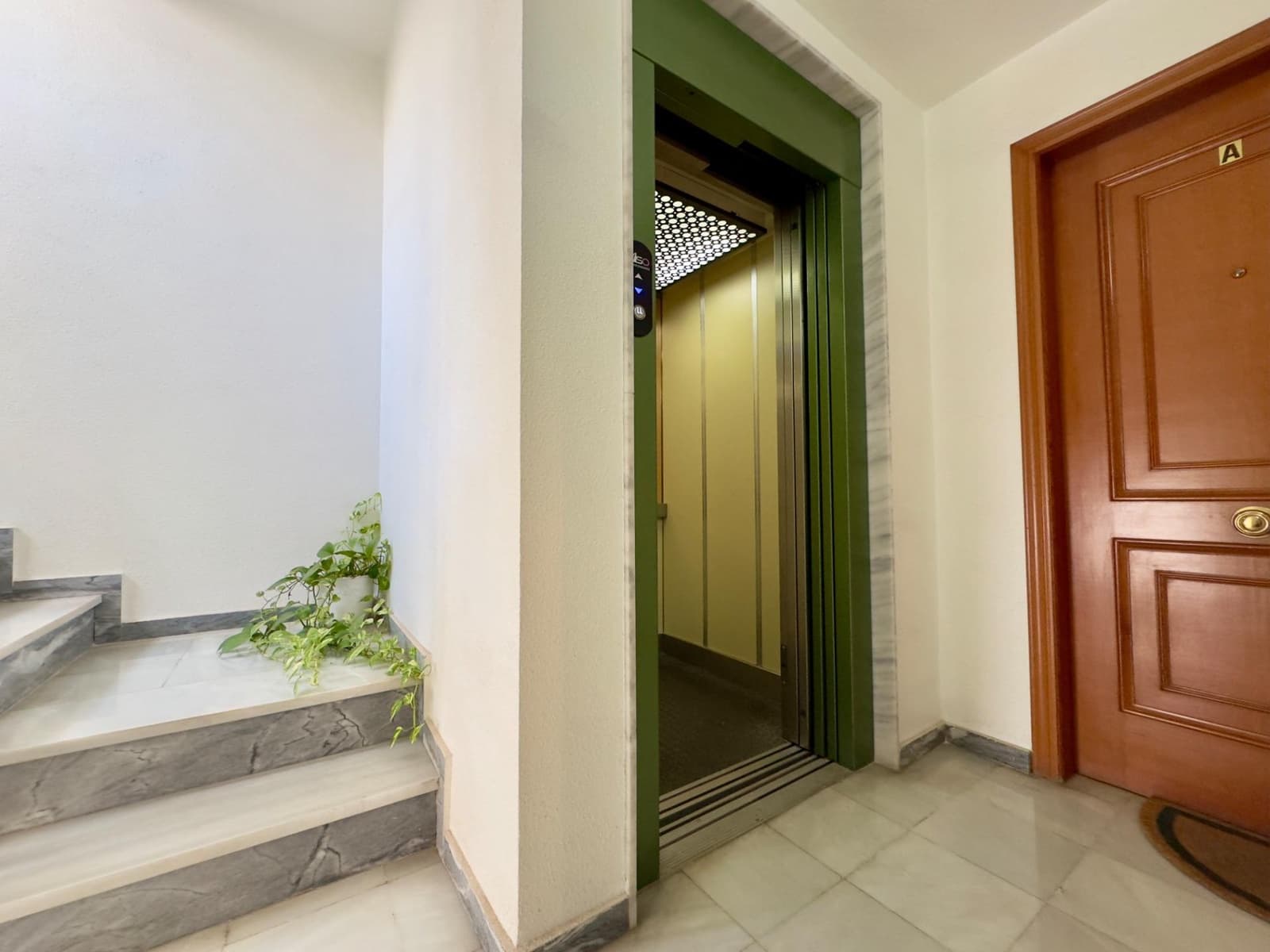 3 makuuhuone Asunto myytävänä paikassa Elche / Elx - 189 900 € (Ref: 9367613)