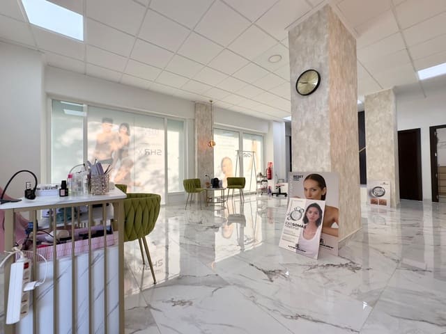 2 chambre Entreprise à vendre à Elche / Elx - 27 000 € (Ref: 9374198)