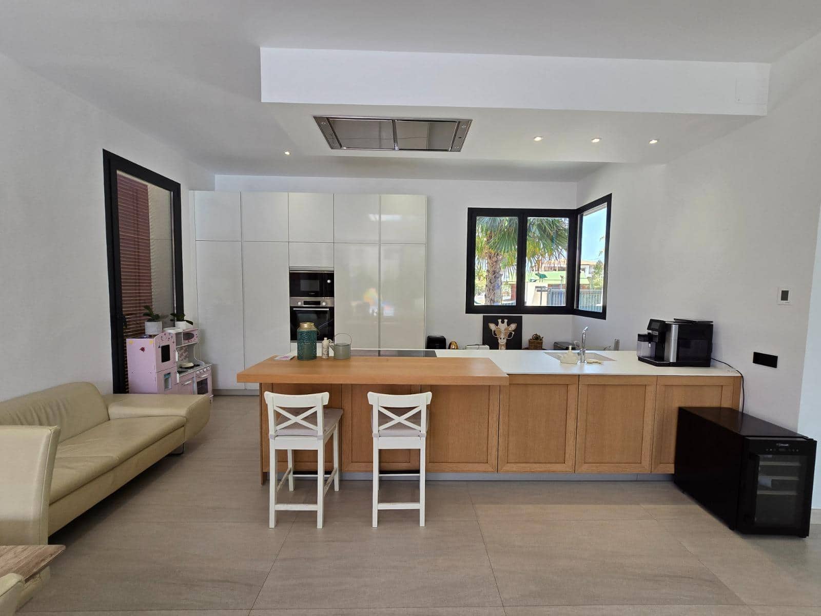 6 makuuhuone Huvila myytävänä paikassa Benidorm mukana uima-altaan - 1 149 000 € (Ref: 9387987)