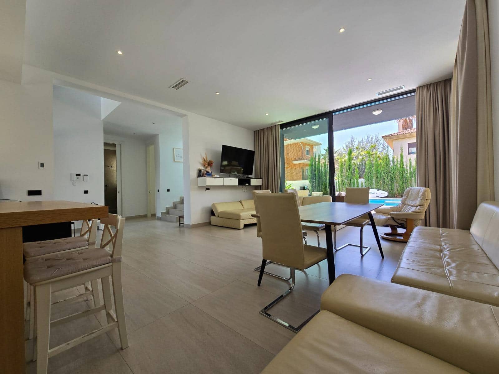 6 makuuhuone Huvila myytävänä paikassa Benidorm mukana uima-altaan - 1 149 000 € (Ref: 9387987)