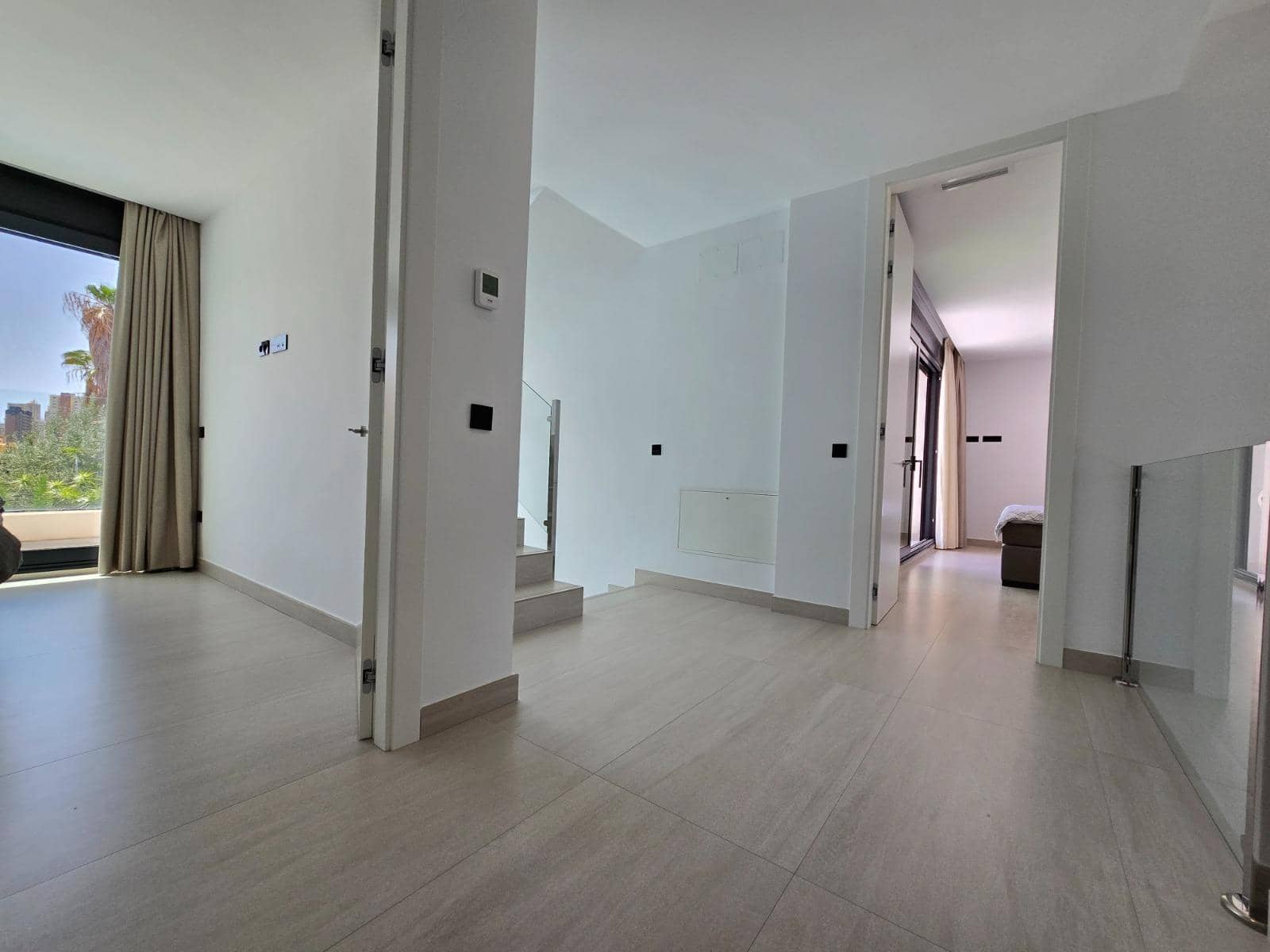 6 makuuhuone Huvila myytävänä paikassa Benidorm mukana uima-altaan - 1 149 000 € (Ref: 9387987)