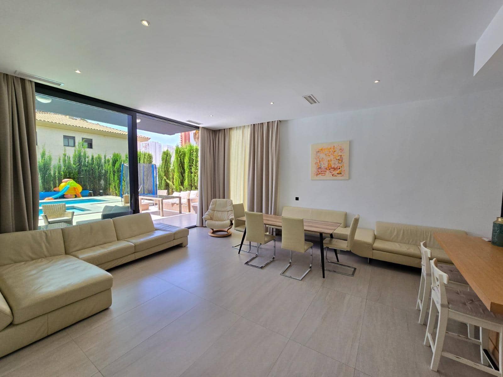 6 makuuhuone Huvila myytävänä paikassa Benidorm mukana uima-altaan - 1 149 000 € (Ref: 9387987)