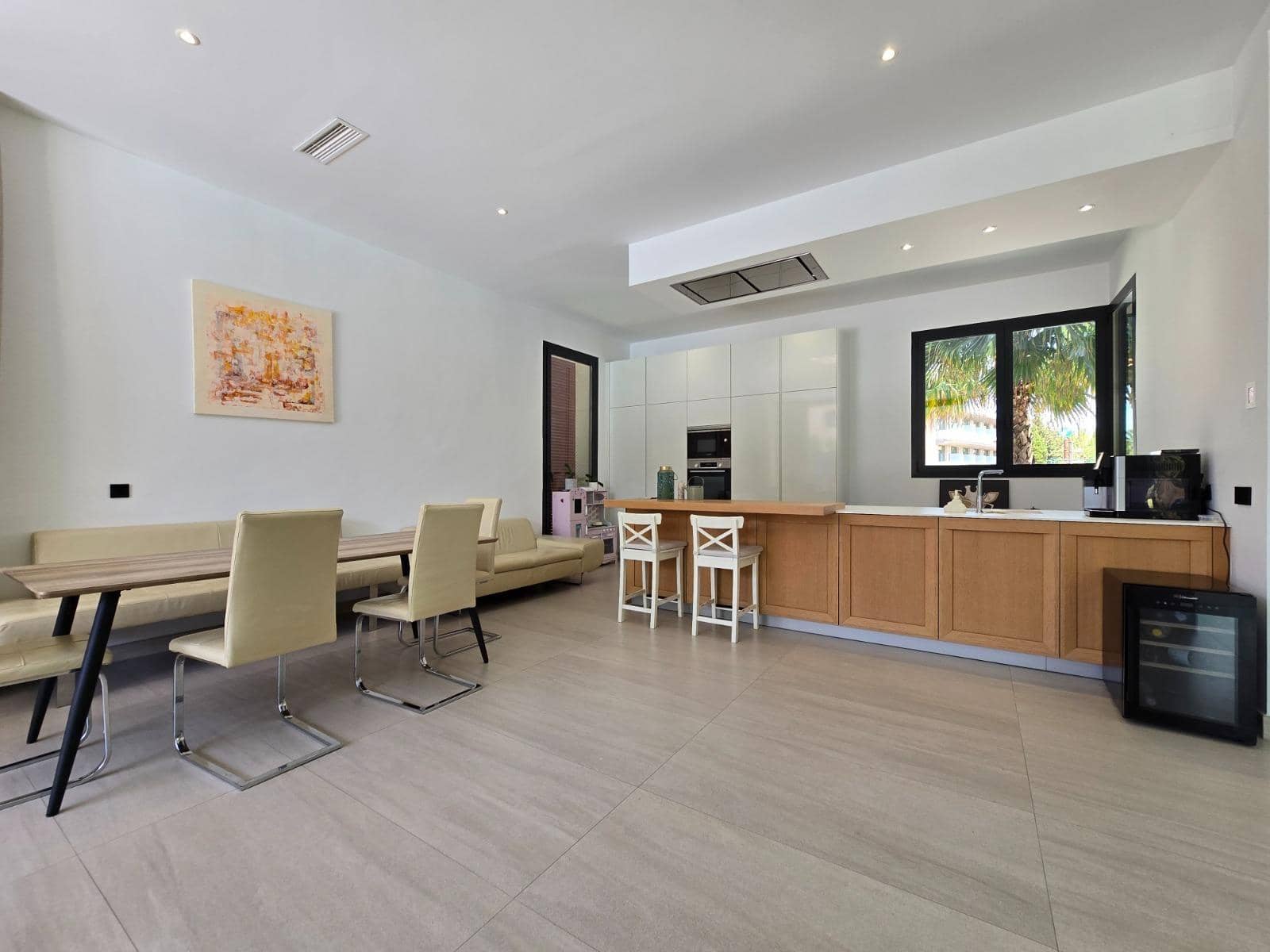 6 makuuhuone Huvila myytävänä paikassa Benidorm mukana uima-altaan - 1 149 000 € (Ref: 9387987)