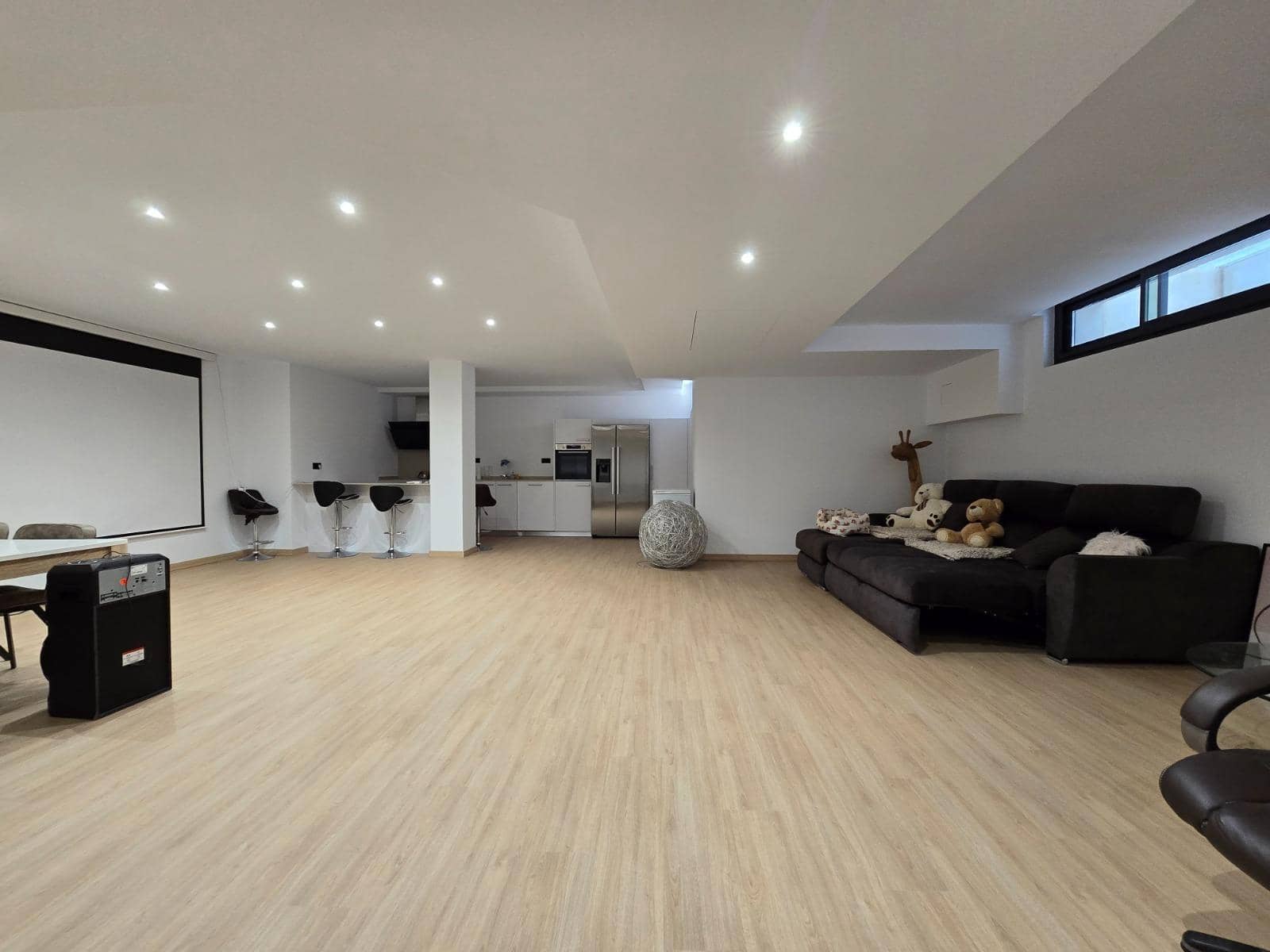 6 makuuhuone Huvila myytävänä paikassa Benidorm mukana uima-altaan - 1 149 000 € (Ref: 9387987)