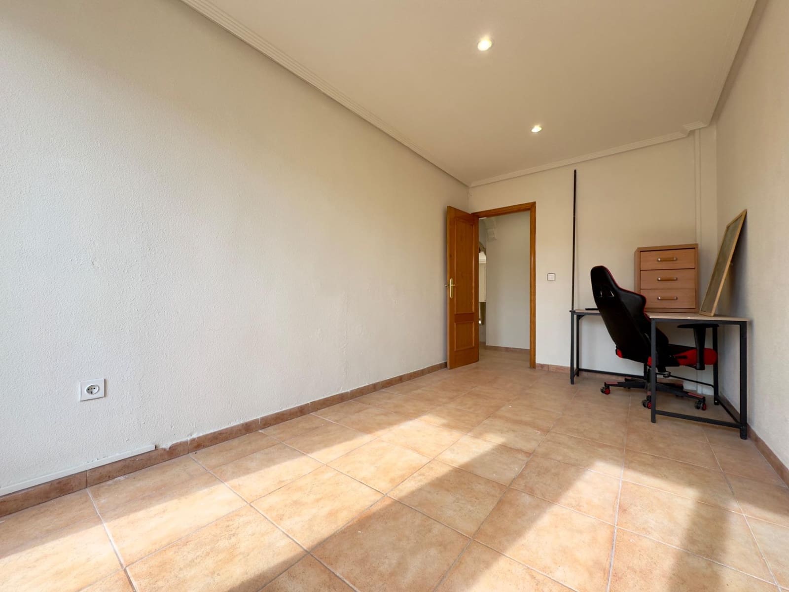 3 soverom Leilighet til salgs i Aspe - € 145 000 (Ref: 9398568)