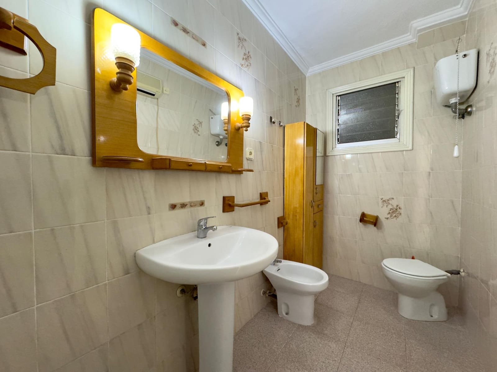 3 bedroom Flat for sale in Elche / Elx - € 108,000 (Ref: 9401154)