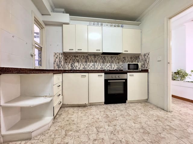 3 makuuhuone Asunto myytävänä paikassa Elche / Elx - 108 000 € (Ref: 9401154)