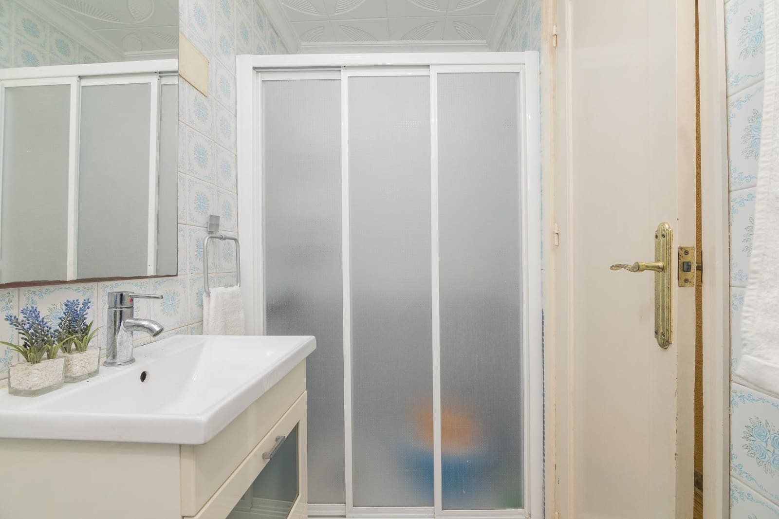 3 bedroom Flat for sale in Elche / Elx - € 89,000 (Ref: 9446429)