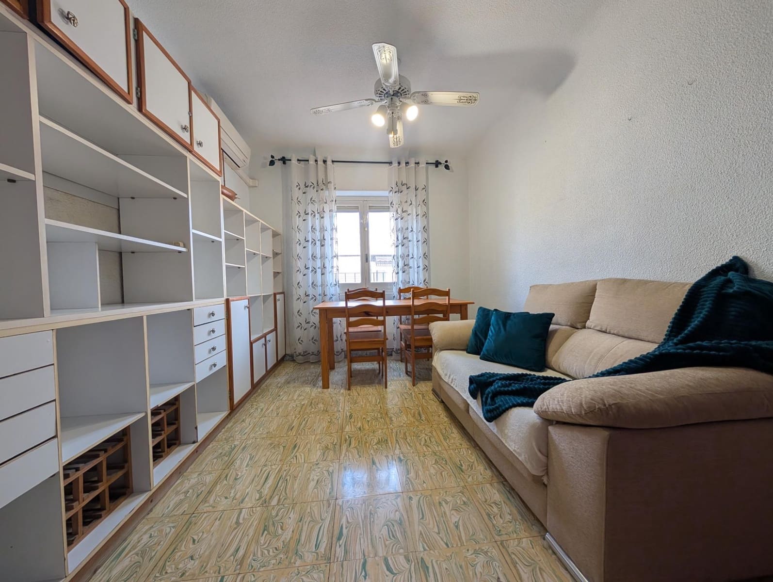 3 bedroom Flat for sale in Elche / Elx - € 89,000 (Ref: 9446429)