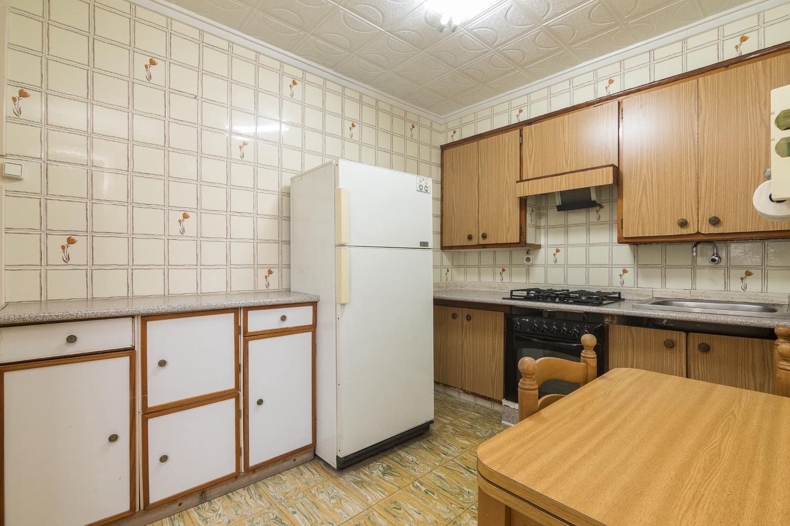 3 bedroom Flat for sale in Elche / Elx - € 89,000 (Ref: 9446429)