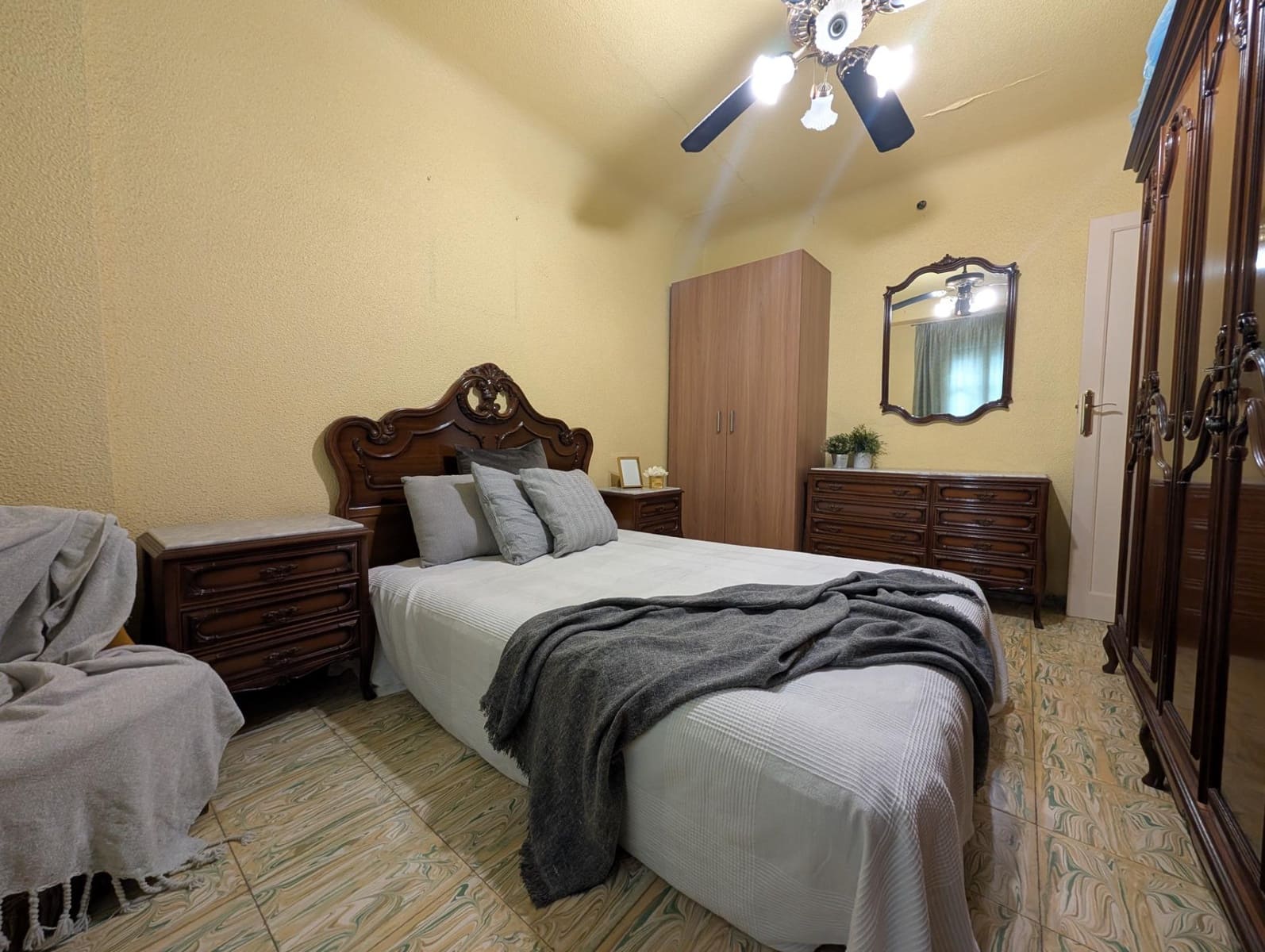 3 makuuhuone Asunto myytävänä paikassa Elche / Elx - 89 000 € (Ref: 9446429)