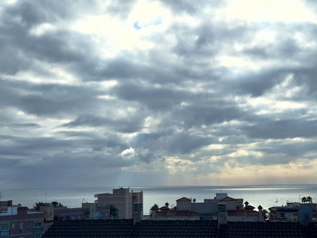 2 soveværelse Lejlighed til salg i Calas Santiago Bernabéu, Santa Pola med swimmingpool garage - € 198.000 (Ref: 9451084)