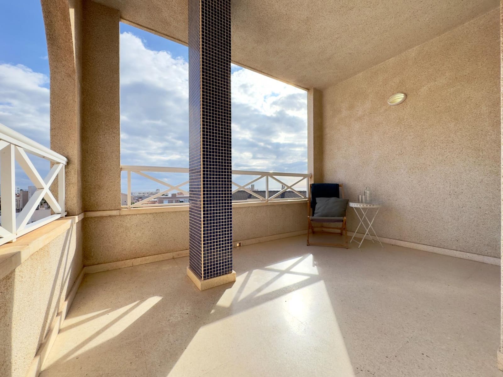 2 soveværelse Lejlighed til salg i Santa Pola med swimmingpool garage - € 198.000 (Ref: 9451084)