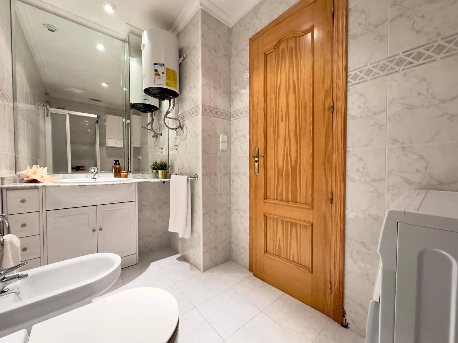 2 soveværelse Lejlighed til salg i Santa Pola med swimmingpool garage - € 198.000 (Ref: 9451084)