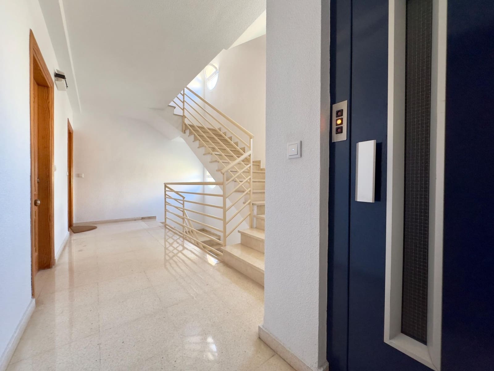 2 soveværelse Lejlighed til salg i Santa Pola med swimmingpool garage - € 198.000 (Ref: 9451084)