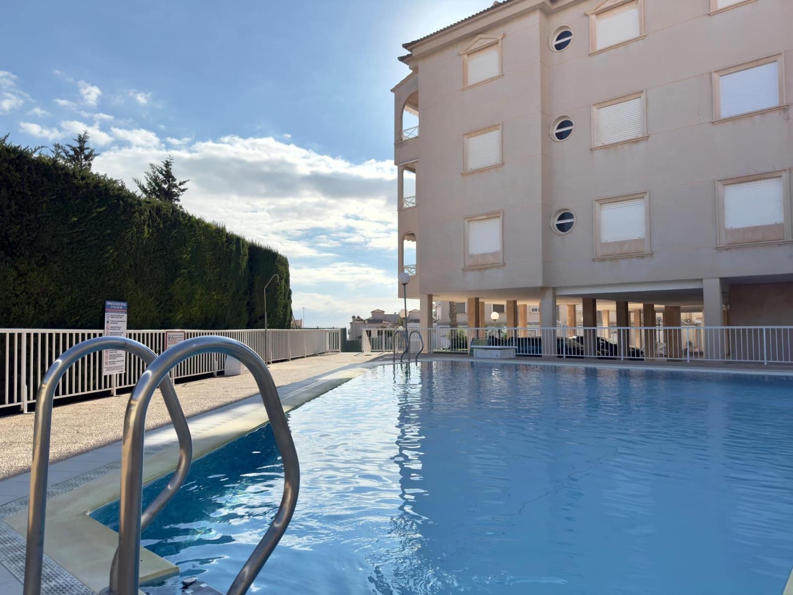 2 soveværelse Lejlighed til salg i Santa Pola med swimmingpool garage - € 198.000 (Ref: 9451084)