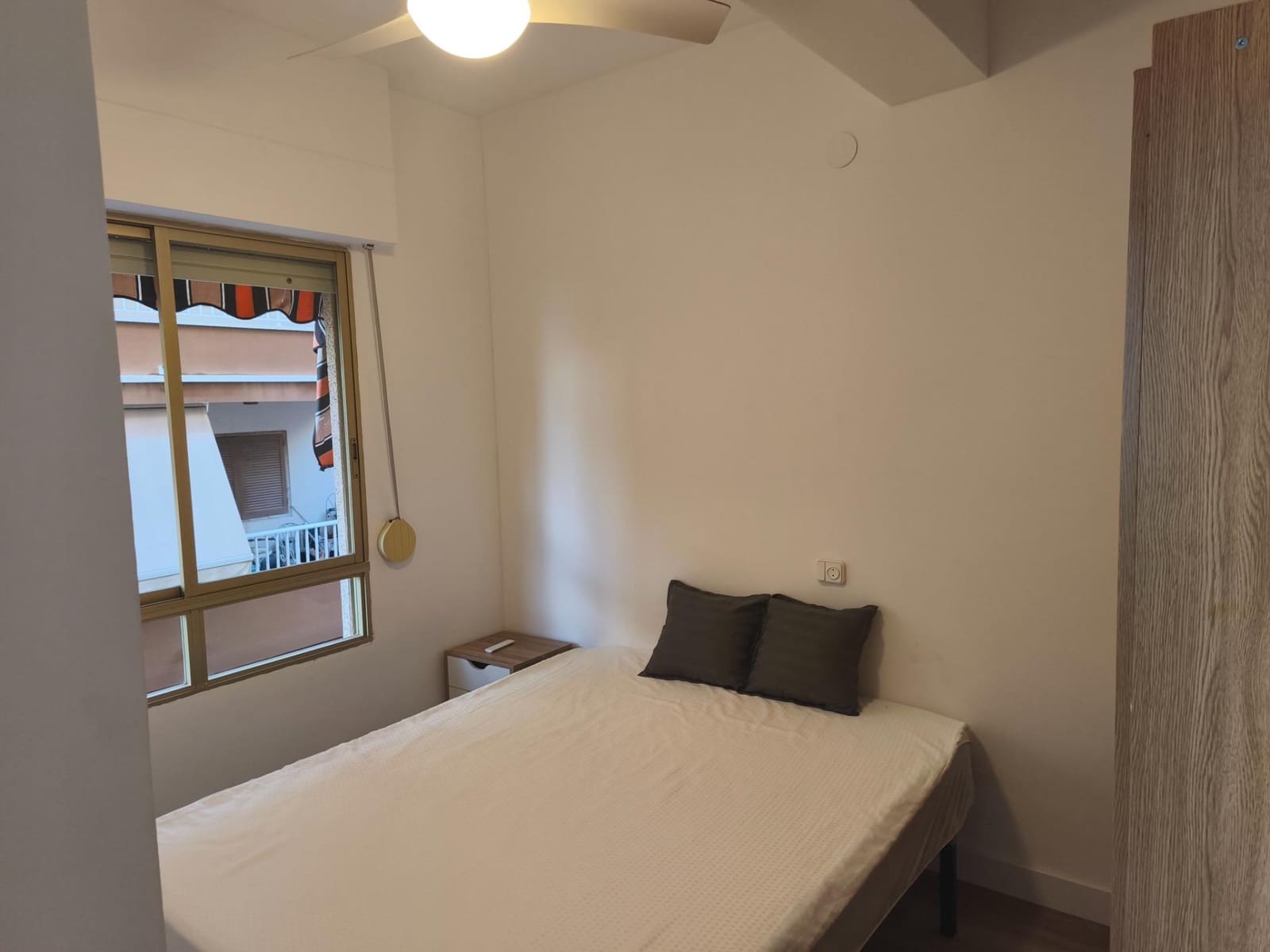 Apartamento de 2 habitaciones en Santa Pola en venta - 177.900 € (Ref: 9451085)