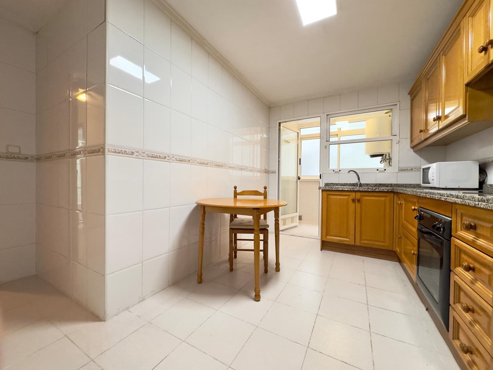 3 soverom Leilighet til leie i Elche / Elx - € 850 (Ref: 9456339)