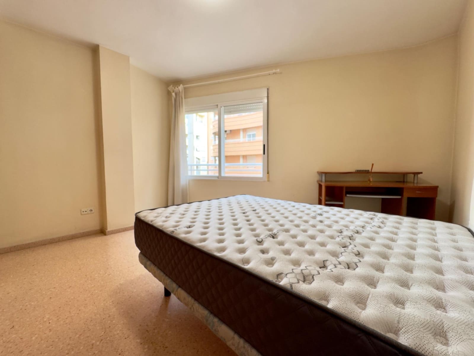 3 soverom Leilighet til leie i Elche / Elx - € 850 (Ref: 9456339)