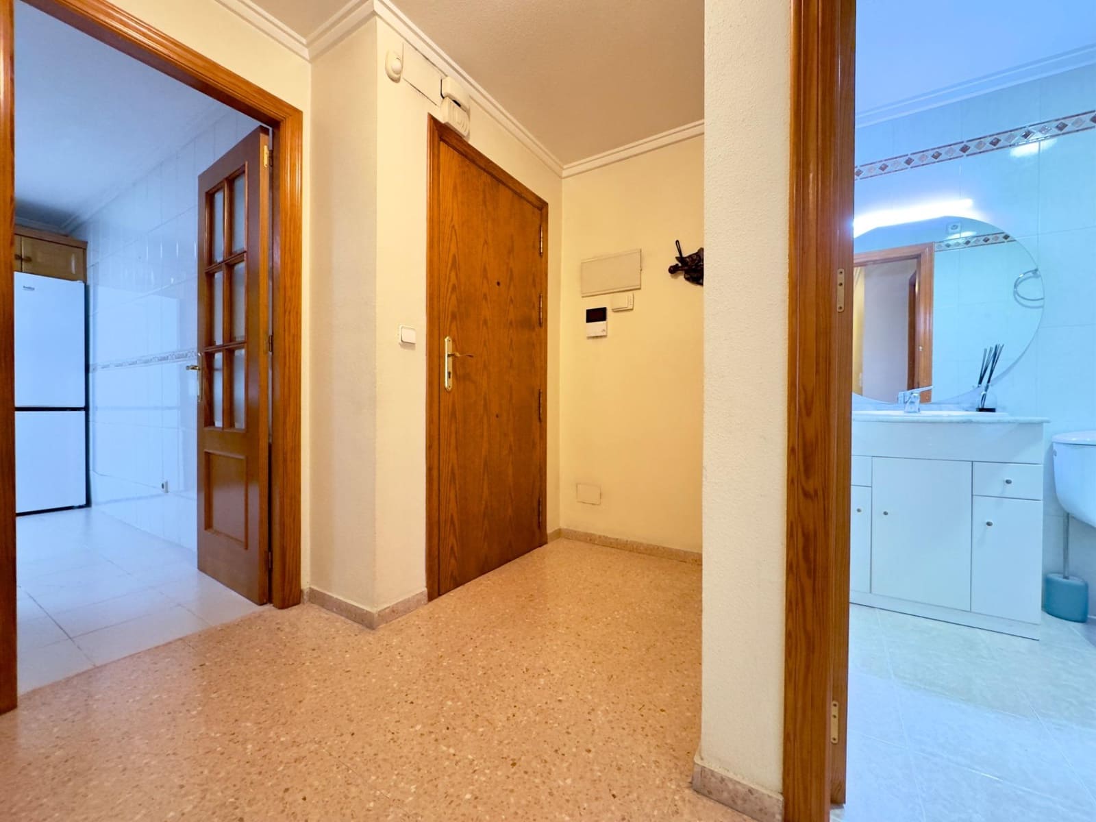 3 soverom Leilighet til leie i Elche / Elx - € 850 (Ref: 9456339)