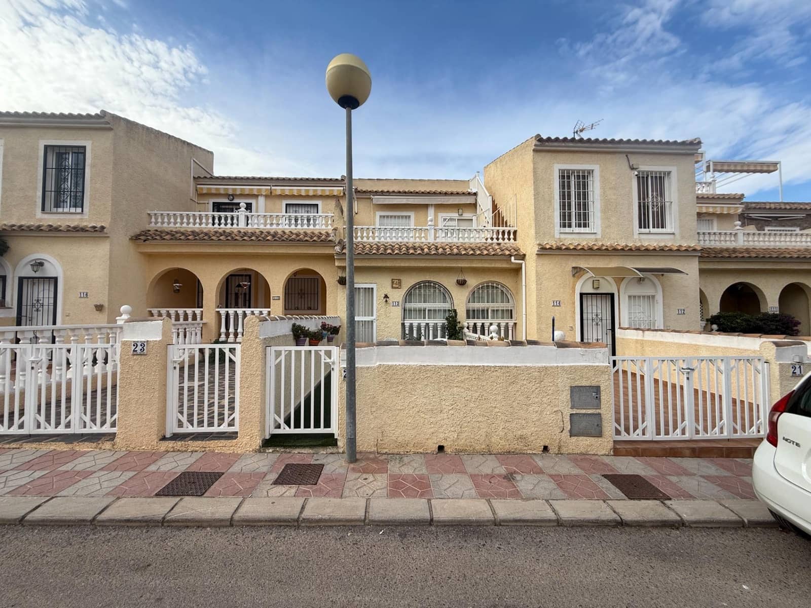 Apartamento de 3 habitaciones en Gran Alacant en venta con piscina - 235.000 € (Ref: 9462435)