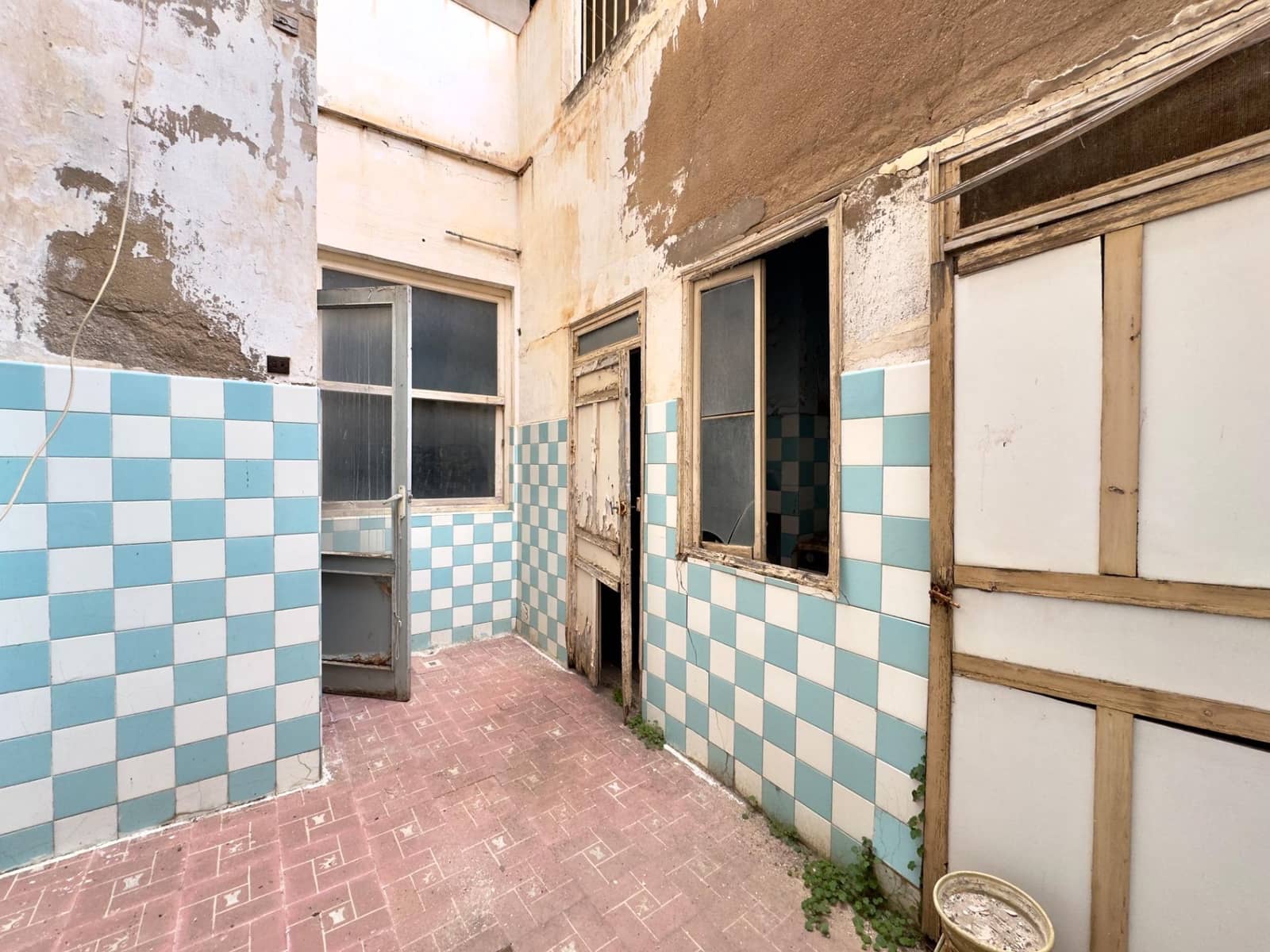 7 makuuhuone Omakotitalo myytävänä paikassa Aspe - 119 900 € (Ref: 9465843)