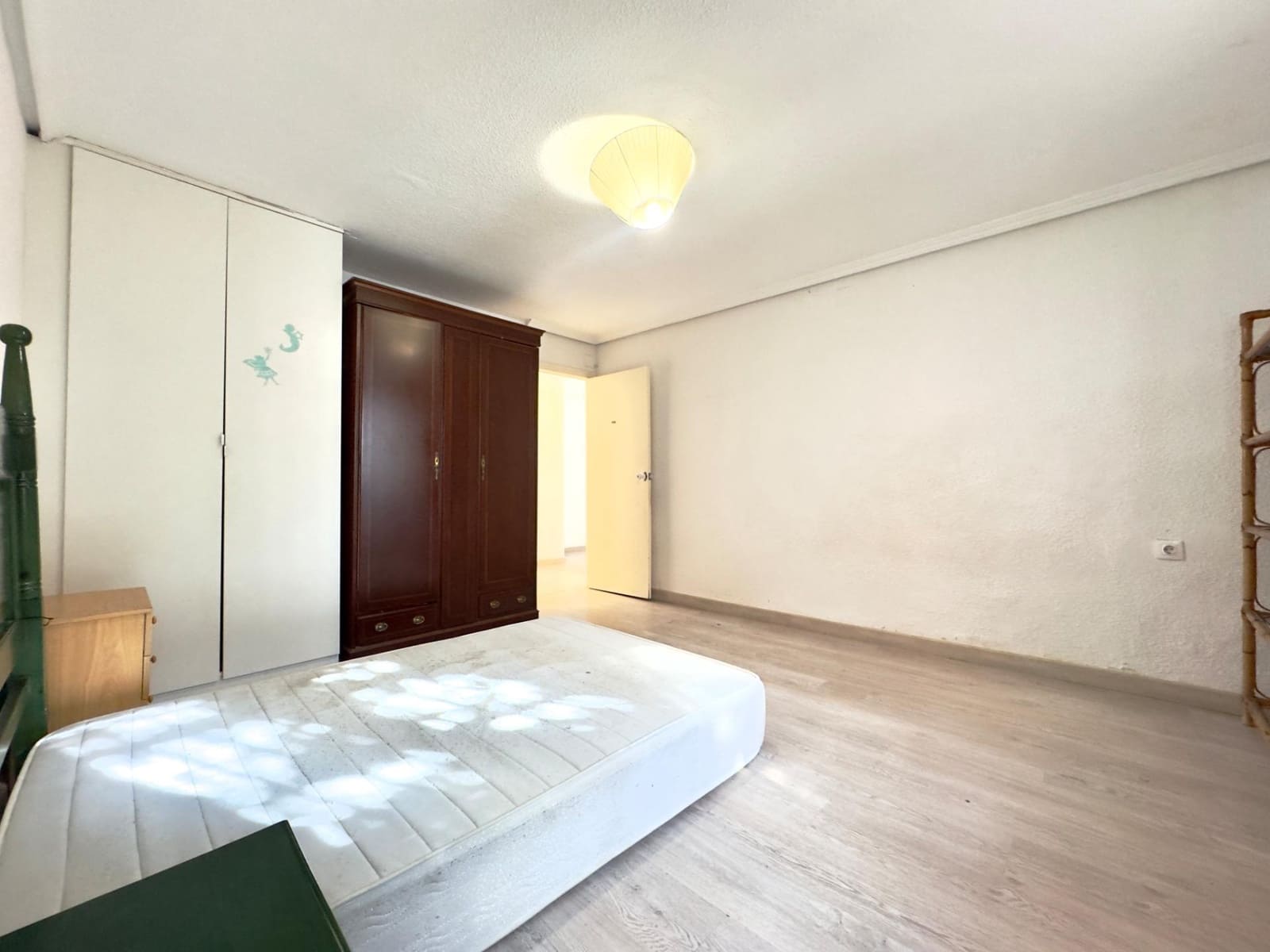 13 bedroom Villa for sale in Elche / Elx with pool - € 410,000 (Ref: 9502442)