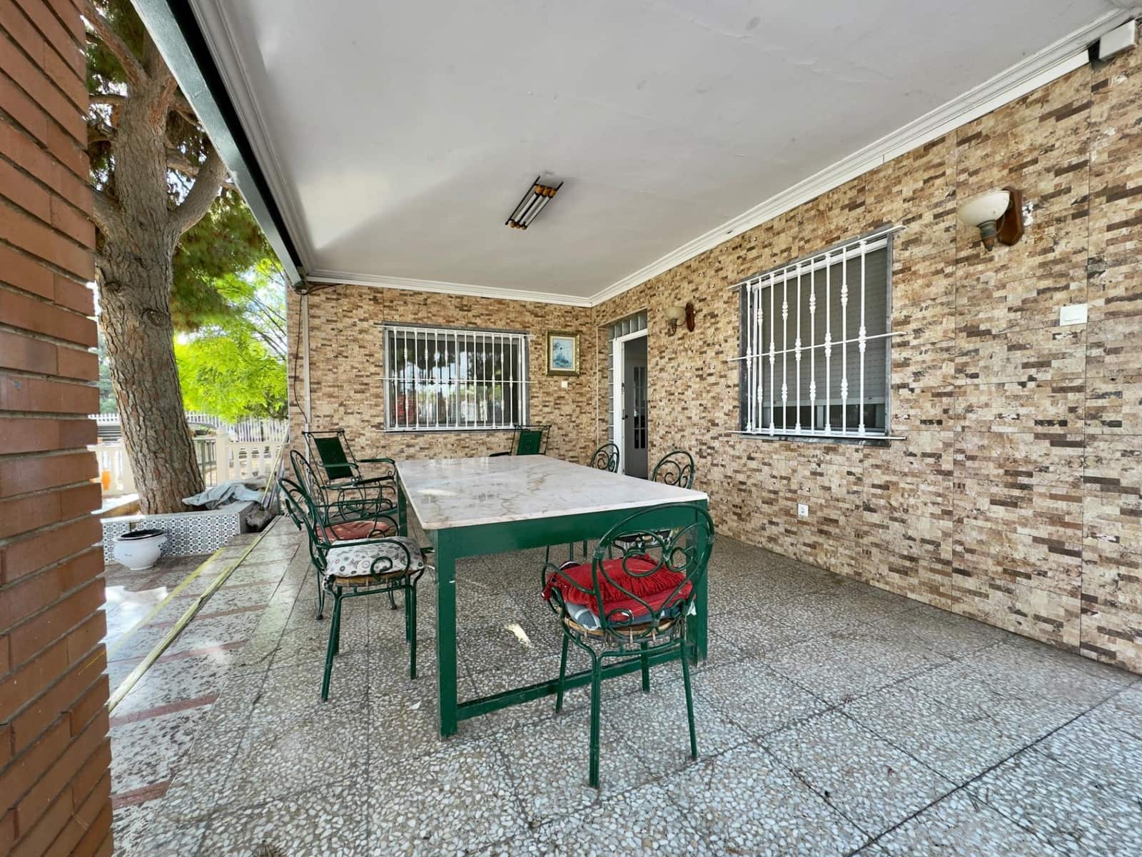 13 bedroom Villa for sale in Elche / Elx with pool - € 410,000 (Ref: 9502442)