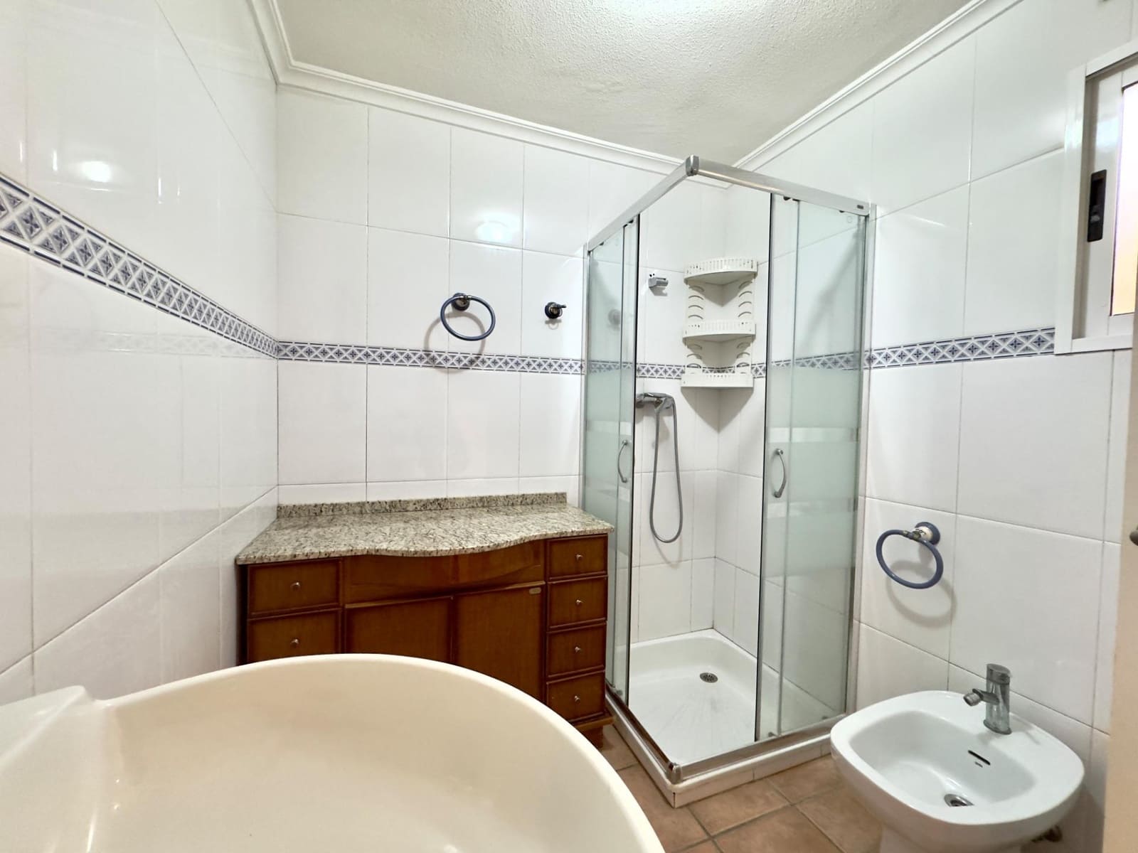 13 bedroom Villa for sale in Elche / Elx with pool - € 410,000 (Ref: 9502442)