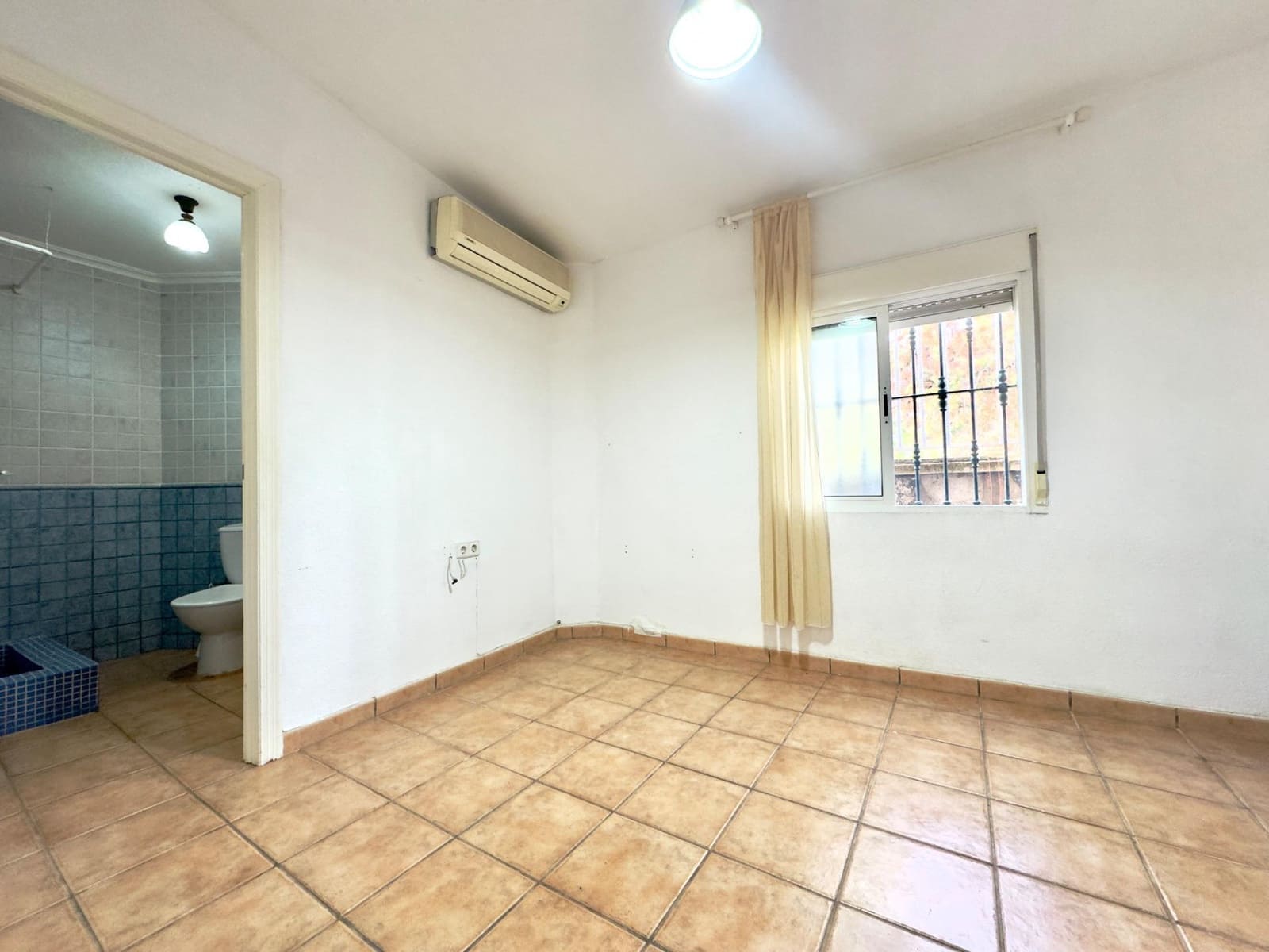 13 bedroom Villa for sale in Elche / Elx with pool - € 410,000 (Ref: 9502442)