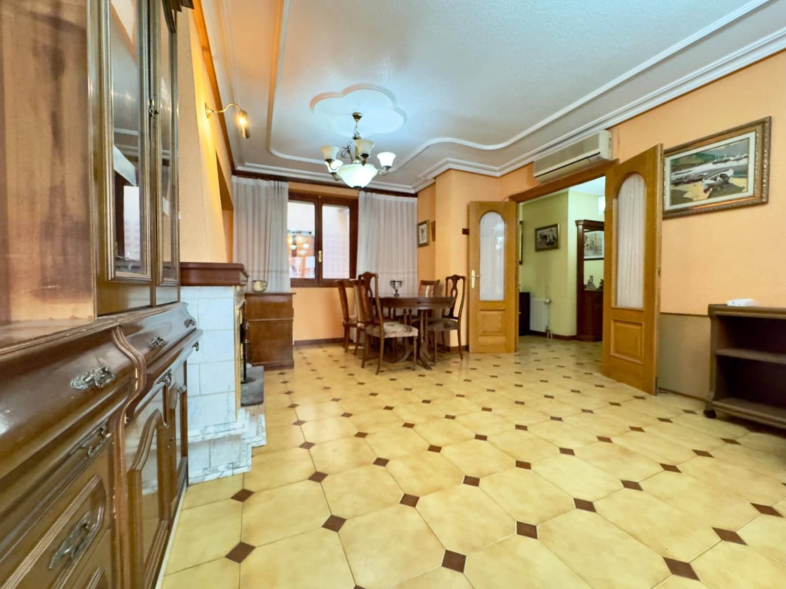 4 bedroom Apartment for sale in Aspe with garage - € 139,900 (Ref: 9524384)