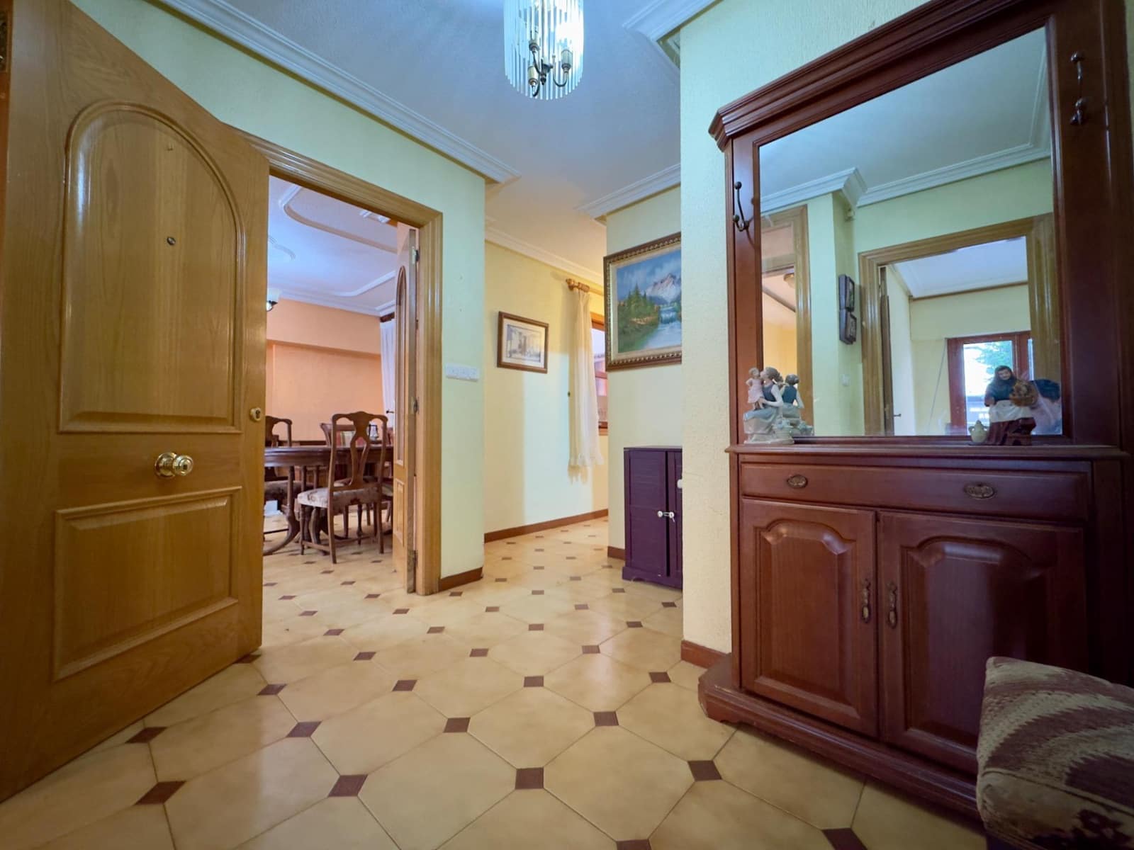 4 bedroom Apartment for sale in Aspe with garage - € 139,900 (Ref: 9524384)