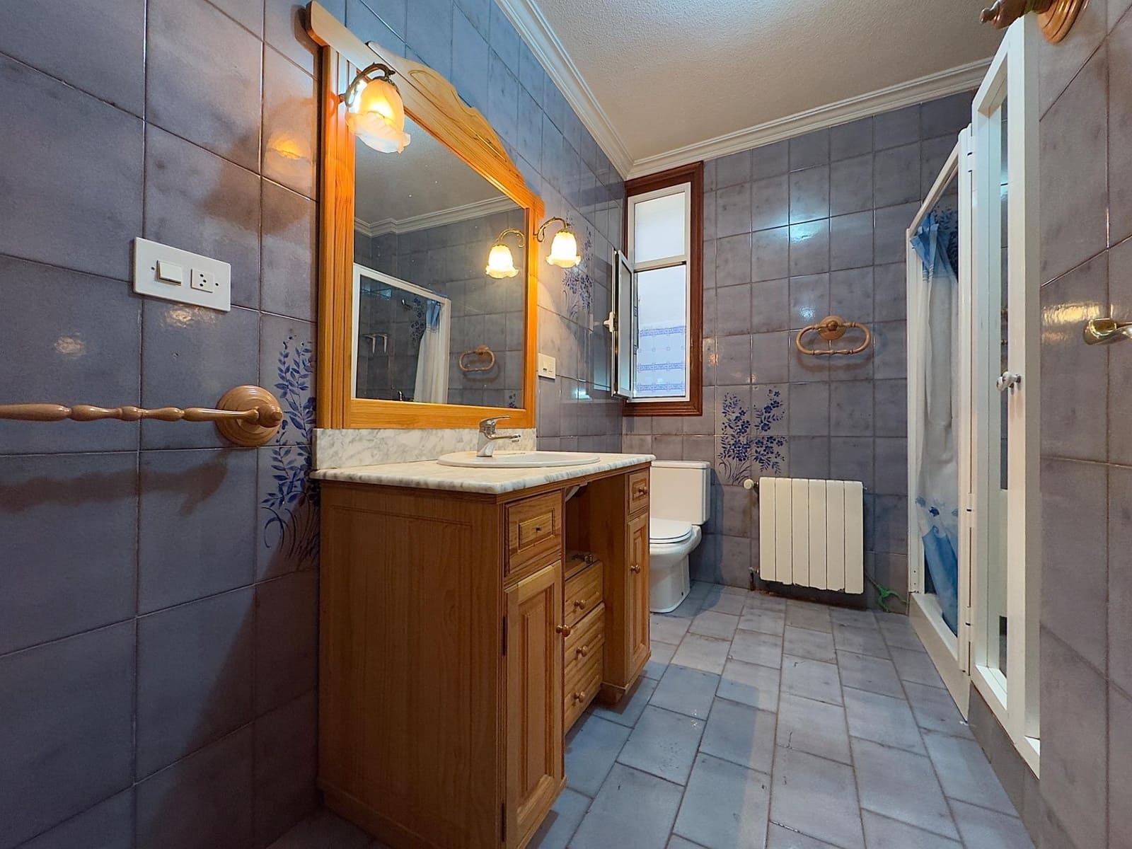 4 bedroom Apartment for sale in Aspe with garage - € 139,900 (Ref: 9524384)