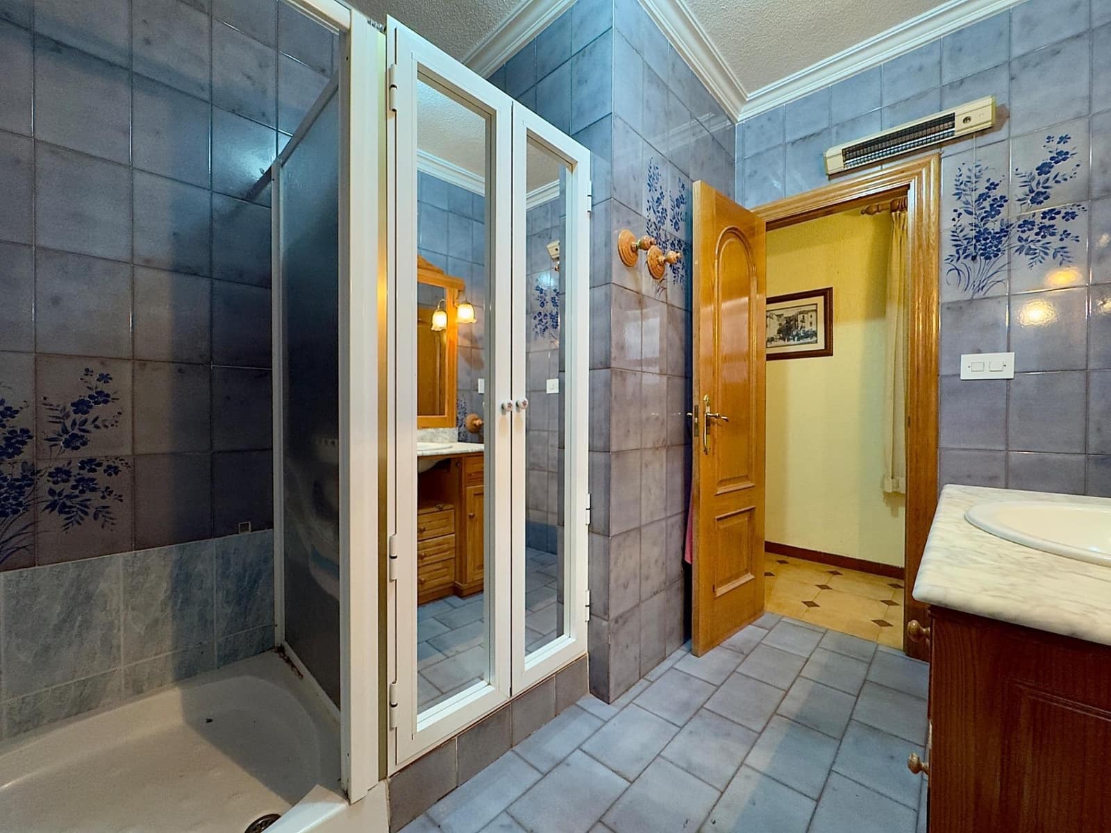 4 bedroom Apartment for sale in Aspe with garage - € 139,900 (Ref: 9524384)