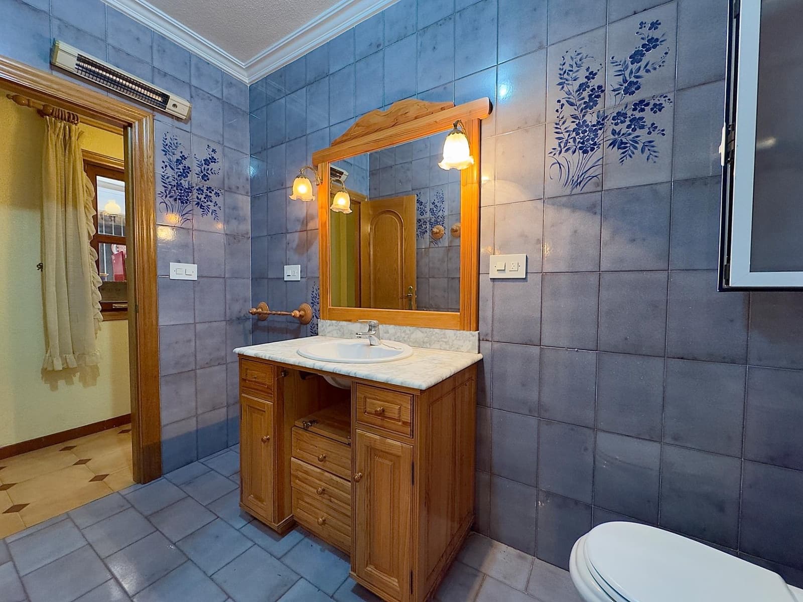 4 bedroom Apartment for sale in Aspe with garage - € 139,900 (Ref: 9524384)