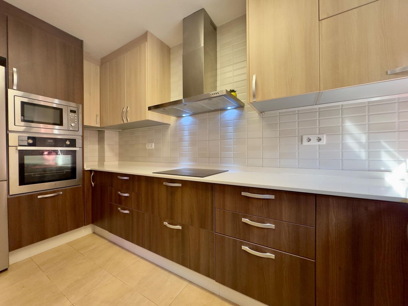 3 soveværelse Lejlighed til salg i Elche / Elx med garage - € 179.000 (Ref: 9551623)