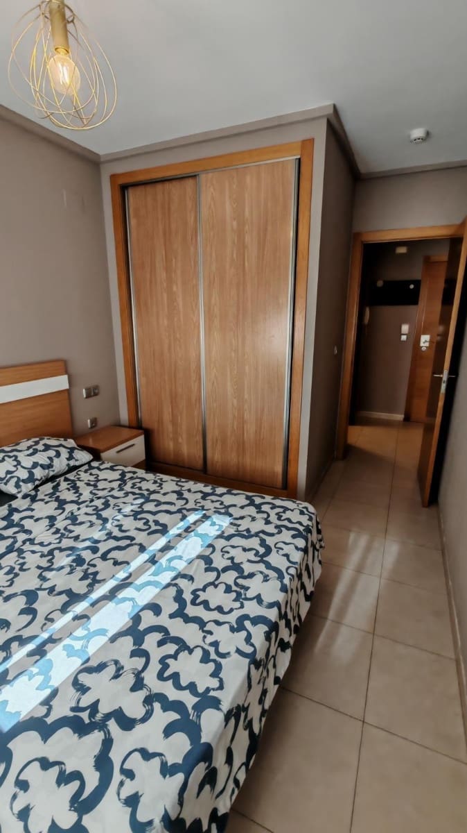 Apartamento de 1 habitación en Alicante / Alacant ciudad en venta con piscina garaje - 144.900 € (Ref: 9574692)