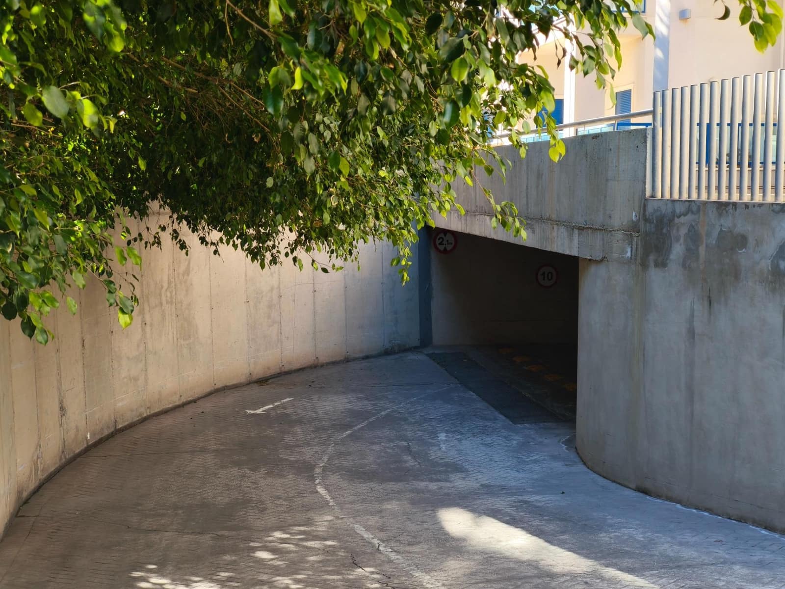 Apartamento de 1 habitación en Alicante / Alacant ciudad en venta con piscina garaje - 144.900 € (Ref: 9574692)