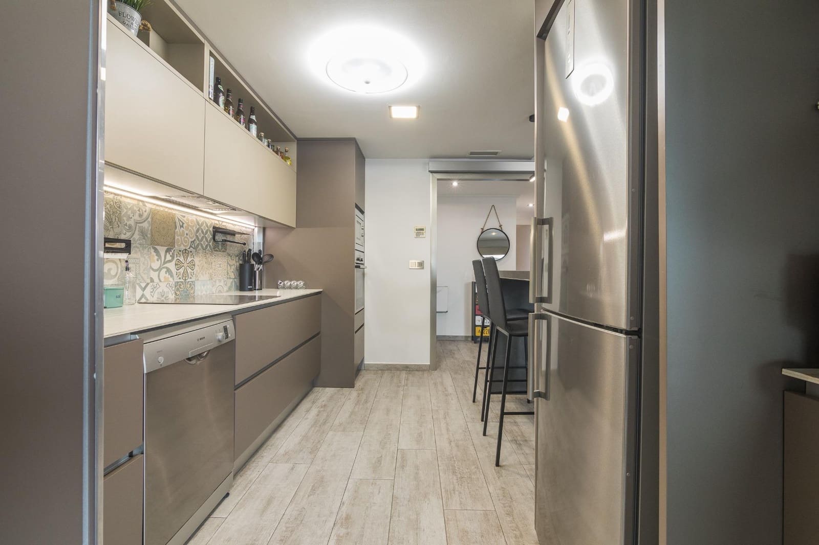 2 slaapkamer Flat te huur in Elche / Elx met zwembad - € 1.200 (Ref: 9583000)