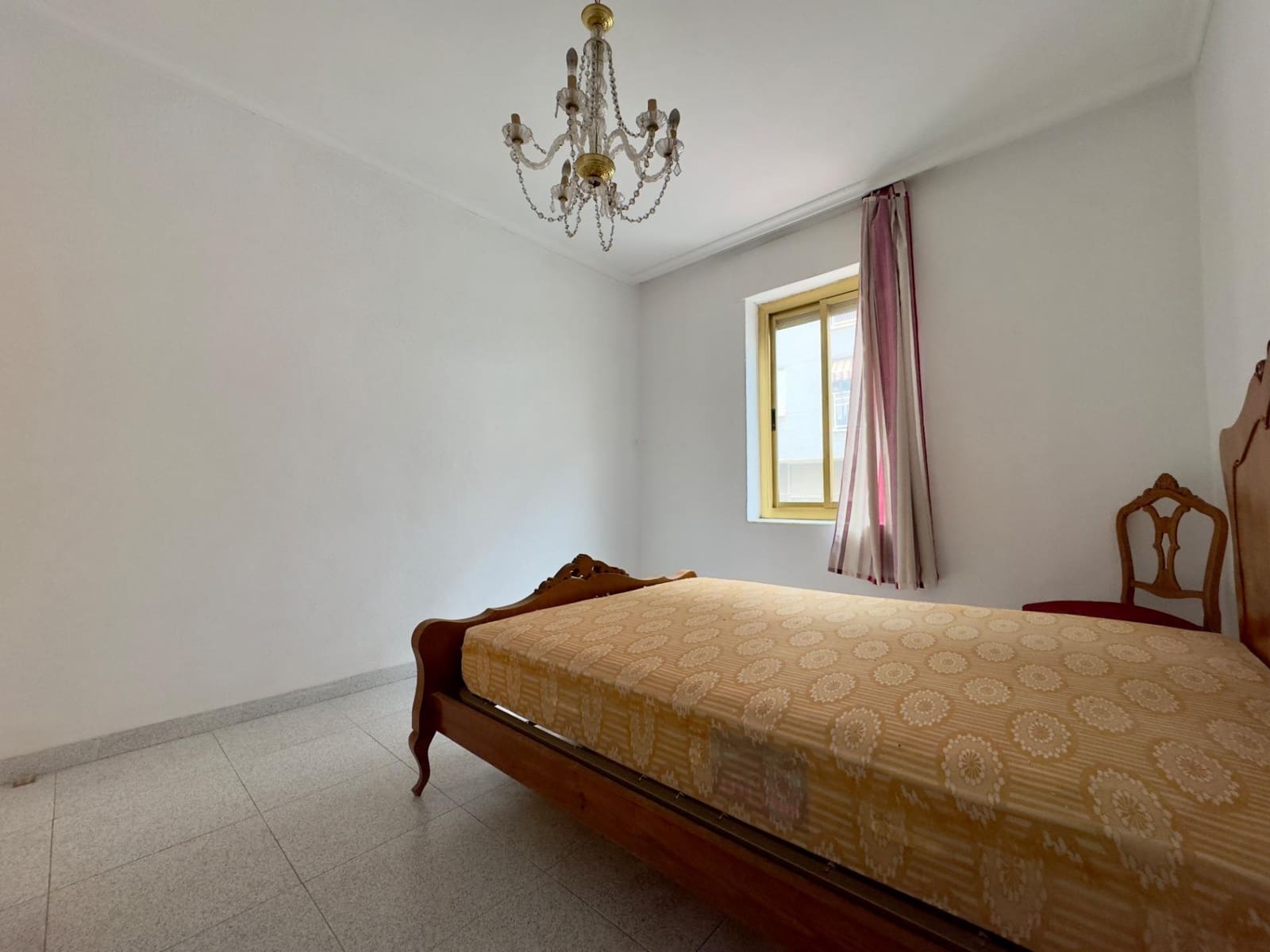 3 Zimmer Wohnung zu verkaufen in Elche / Elx - 105.000 € (Ref: 9596232)