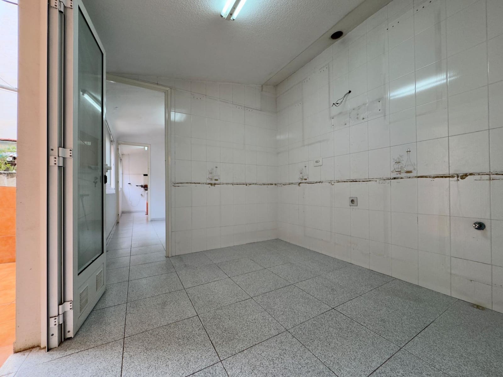 3 Zimmer Wohnung zu verkaufen in Elche / Elx - 105.000 € (Ref: 9596232)