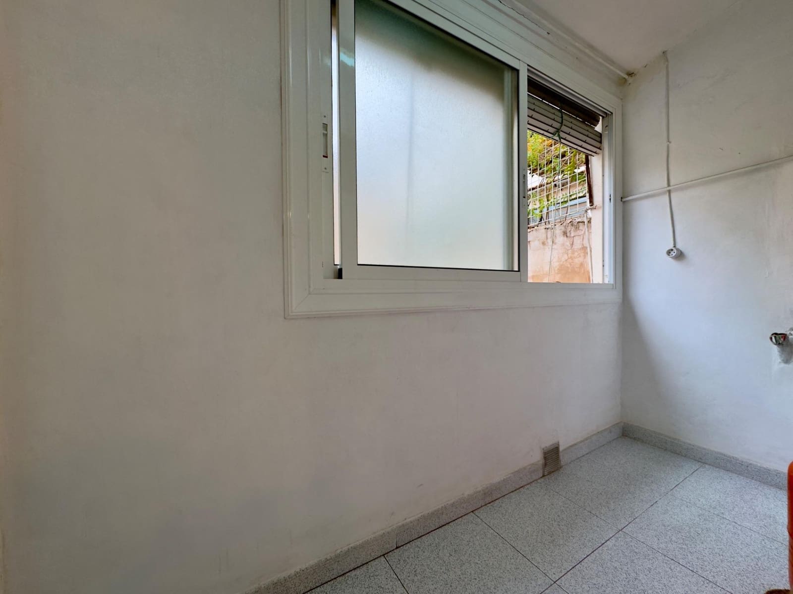 3 Zimmer Wohnung zu verkaufen in Elche / Elx - 105.000 € (Ref: 9596232)
