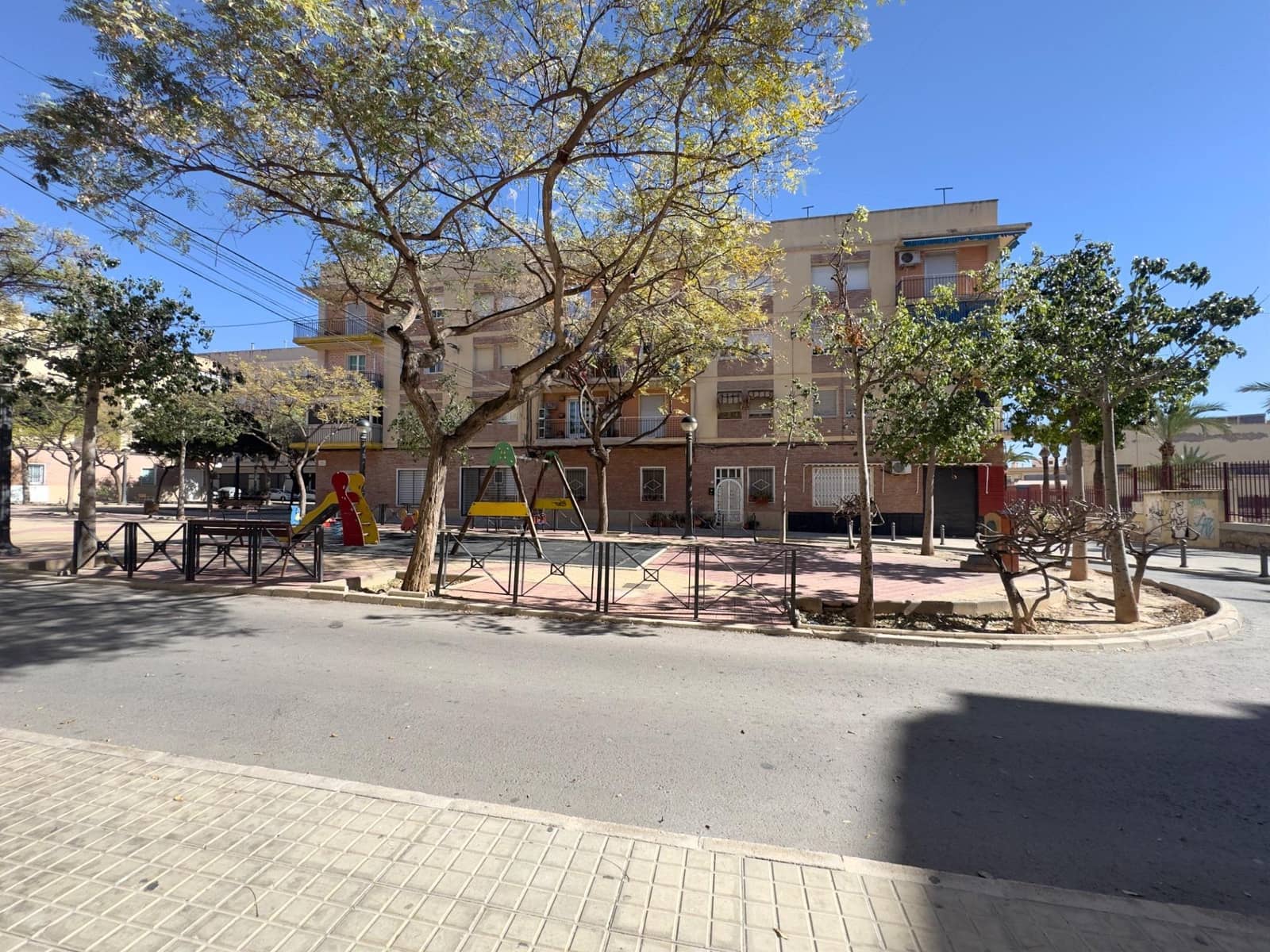 Apartamento de 1 habitación en Elche / Elx en alquiler - 790 € (Ref: 9630071)