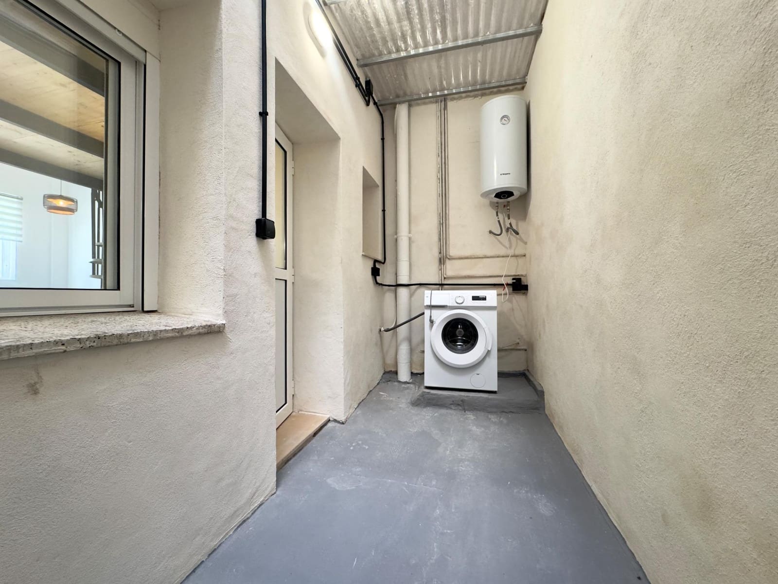 1 soveværelse Studio til leje i Elche / Elx - € 690 (Ref: 9630072)