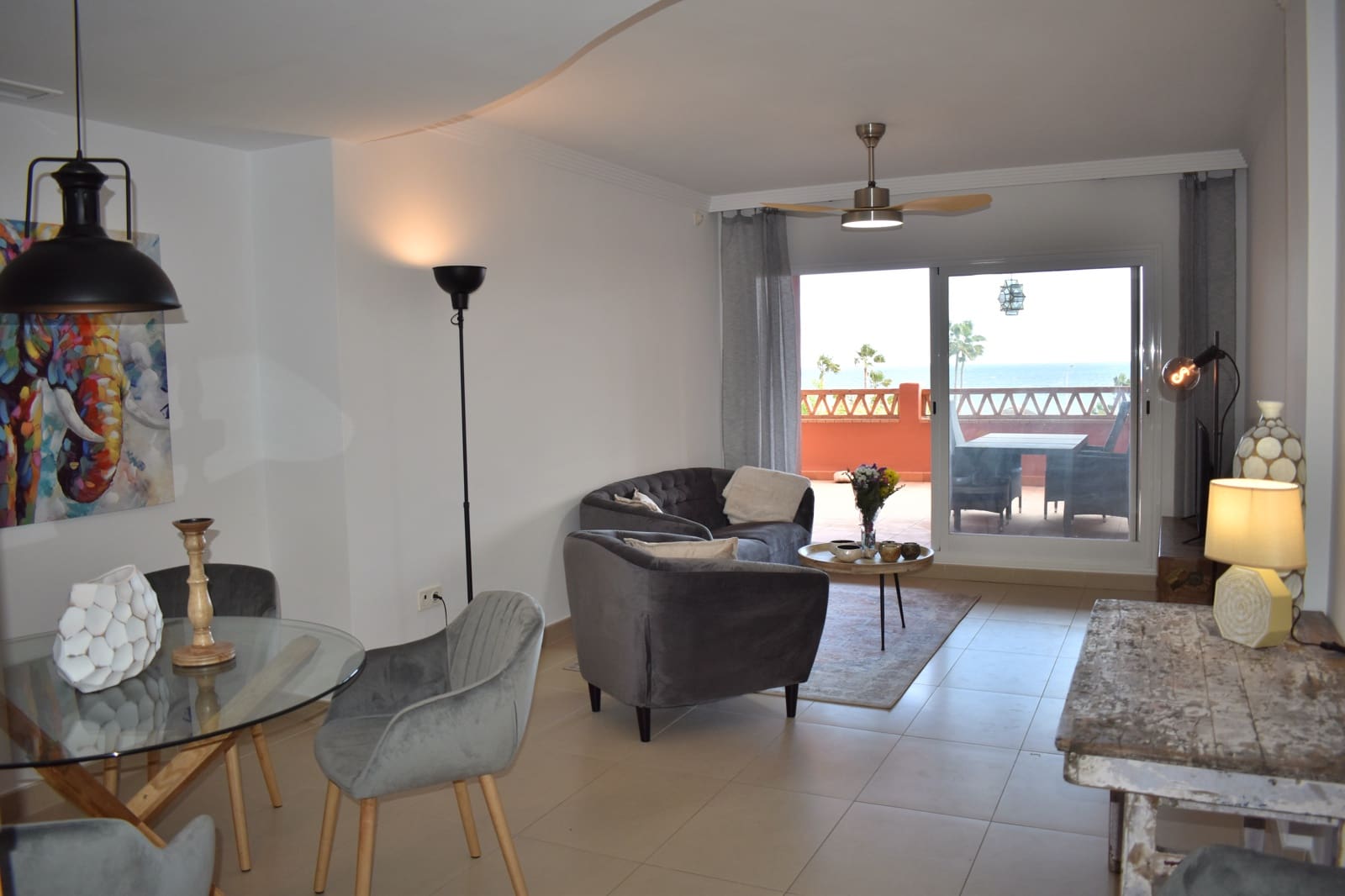2 bedroom Beach Apartment for holiday rental in Torrox-Costa with pool garage - € 590 (Ref: 8121503)