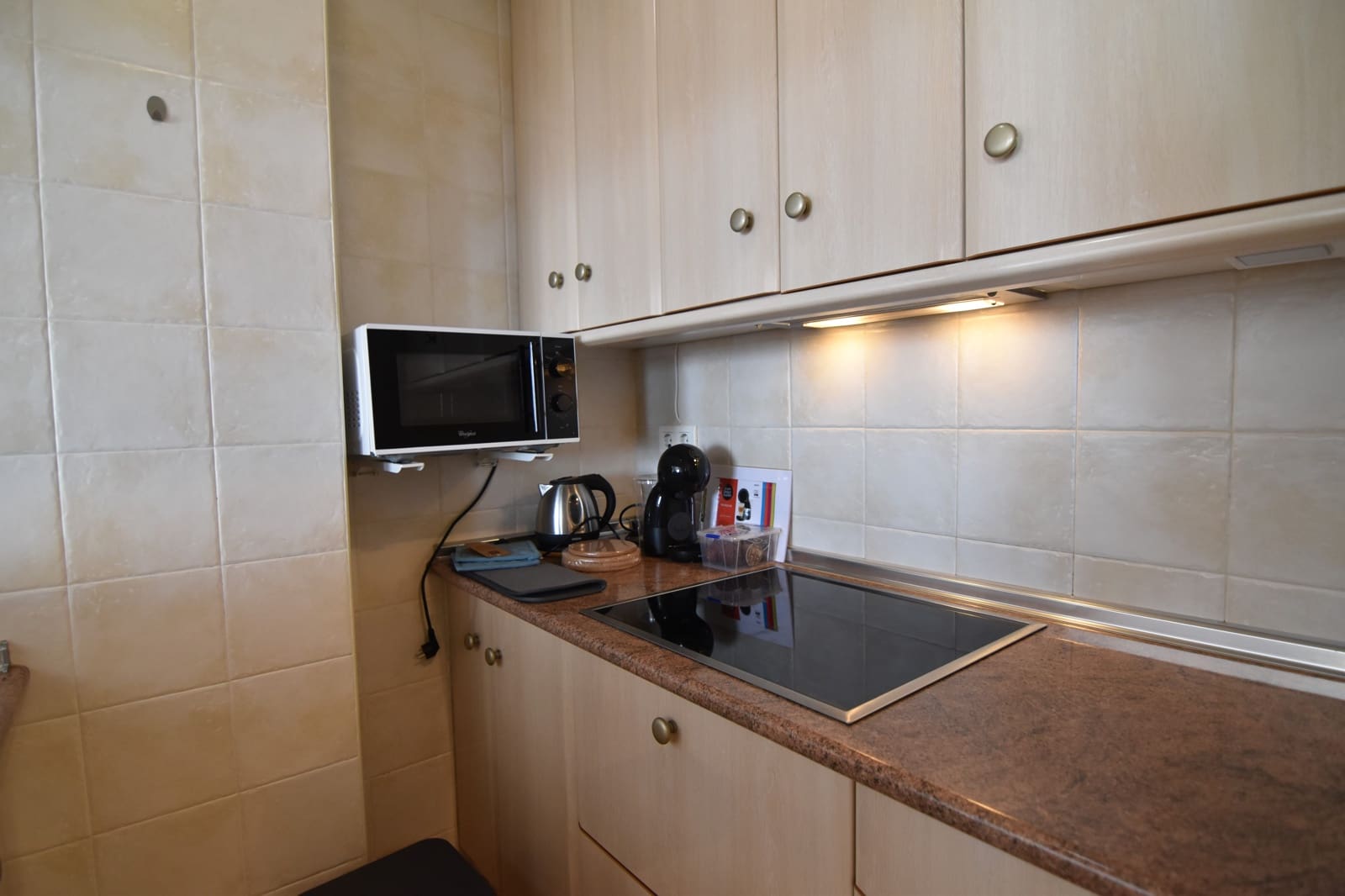 1 soverom Strandleiligheter til salgs i Torrox-Costa med svømmebasseng - € 400 (Ref: 9177513)